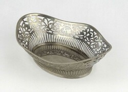 1Y374 Régi ovális alakú, áttört fém kosár 20.7 cm