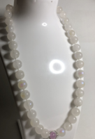 Egyenként csomózott szivárvány Holdkő ásvány nyakék selyemszálon