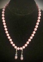 Csodaszép egyenként csomózott Kagylógyöngy nyaklánc hozzáillő fülbevalóval