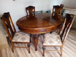 Családi étkezőasztal 4 székkel