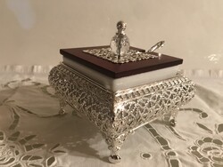 DZSEMTARTÓ - EZÜSTÖZÖTT - ÚJ - KANÁLLAL - PORCELÁN - FA - 12 x 12 x 12 cm - HIBÁTLAN