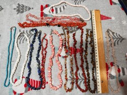 12 db.Ásvány nyaklánc egyben eladó!