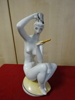 Zsolnai porcelán, antik figurális szobor, fésülködő lány. Jókai