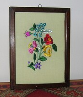 Eladó hímzett kép