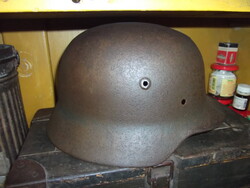 NÉMET SISAK  M. 42. N. S. 64. GY.  ERŐS . MASZIV. NEHÉZ . SISAK.