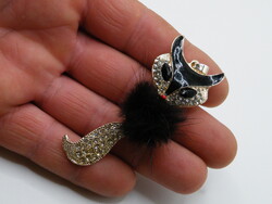 K119 Vintage szörmés róka kisasszony medál