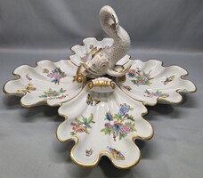 Herendi Viktória mintás porcelán kínáló Delfin fogóval