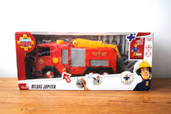 Tűzoltó Sam, Deluxe Jupiter tűzoltó autó játék készlet Sam és Penny figurákkal, sok kiegészítővel