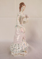 Hollóházi porcelán nő barokk hölgy legyezővel