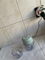 Konyhai mini aprító szett, fokhagyma aprító, USB-ről tölthető 250 és 100 ml