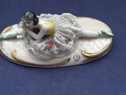 Antik Volkstedt balerina sérült szoknyával