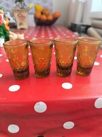 Borostyán színű italos pohár 4 db eladó!
