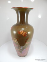 Zsolnay eozin többtűzű váza, 27 cm magas,öttornyos pecsétes. A képen látható szép állapotban.