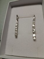 Modern brill fülbevaló