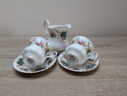 Royal Albert Berkeley kávéscsészék aljjal, tejkiöntővel