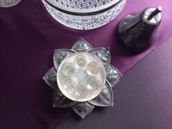 Ezüstözött réz körte likőrös v. pálinkás pohárkákkal