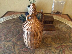 Fonott üveg korsó , kancsó