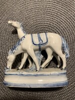 Porcelán legelő lovak, 2581 forma szám