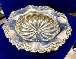 Ezüst asztalközép