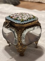 Antik mikromozaik ékszertartó tűz aranyozott, nagyon szép.