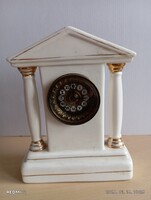 Antik asztali óra majolika és réz - magassága kb 21 cm, szélessége 16 cm, mélysége 4 cm