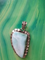 Dominikai larimár ezüstmedál