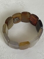 Gyönyörűséges vagány valódi achát karkötő.