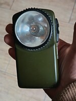 Retro/vintage elemlámpa, kifogástalan állapotban.Kisautó, játék csere is érdekel