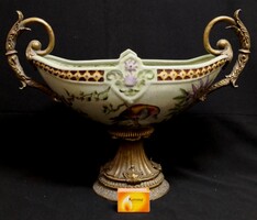 DT/501 – Óriási, díszes porcelán jardiniere rézötvözet tartozékokkal