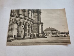 DRESDEN Theaterplatz fekete-fehér régi  képeslap 1962