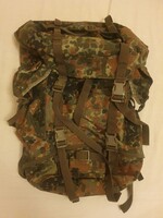 Eredeti katonai flecktarn mintás Bundeswehr hátizsák