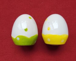 Húsvéti porcelán tojás alakú só és bors szóró