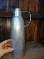 Retró termosz kiöntő art deco stlusban