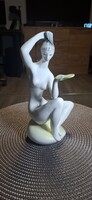Zsolnay Török János fésülködő női akt porcelán figura (Moldován István aláírással)
