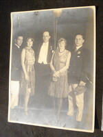 Fricsay Ferenc karmester és Szent-Györgyi Albert?- báli fotó farsangi?