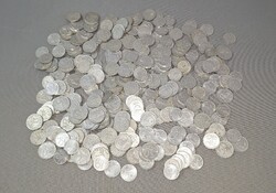 Kb. 400 darab régi 10 , 20 és 50 filléres egyben