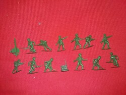 Régi ESCI 1:72 - 1:76 méretű makett , játék , terepasztal katonák , WW II. JAPÁNOK UTÁSZOK EGYBEN