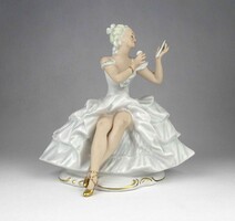 1Y678 Régi SCHAUBACH KUNST porcelán figura - sminkelő táncosnő