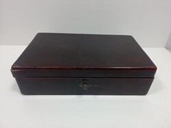 Régi Art deco fa doboz kulcsával