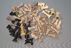60 darab sakk figura egyben