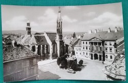Beloiannisz tér, Sopron, főtér, Városháza és a Szentháromság-szoborcsoport, 1965, írott képeslap
