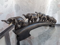 Vintage faragott szaru elefánt, elefánt csorda szobor, figura, 30 cm