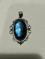 Antik medál labradorit kővel