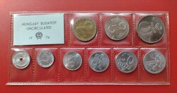 1974 évi bliszteres forgalmi sor, eredeti bontatlan gyári fóliában, ritka 5, 10 Forintossal.