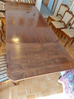 Ebédlő asztal, kihúzható (székek nélkül)