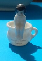 Porcelán bili,,Reggeli szórakozás "felirattal