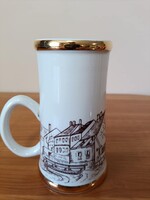 Hollóházi scarbantia felíratú porcelán korsó