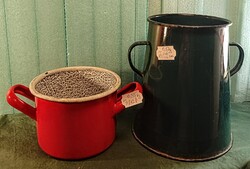 Zomancos kis bödön /szilva kék/ és kis fazék / piros/ párban eladók