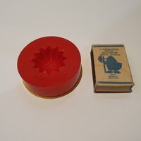 Retro mikádó összecskhatós pohár citromfacsaróval kis repedéssel