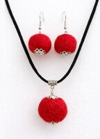 Új ,handmade gyapjúból nemezelt szett nyaklánc+fülbevaló